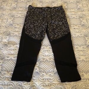 Avia Black and Gray Leggings